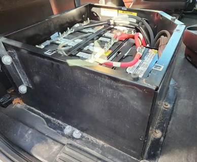 Freightliner Cascadia 126 Battery Box