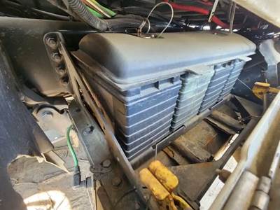 Freightliner Cascadia 126 Battery Box