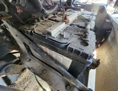 Freightliner Cascadia 126 Battery Box