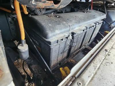 Freightliner Cascadia 126 Battery Box