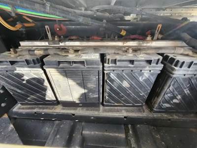 Freightliner Cascadia 126 Battery Box