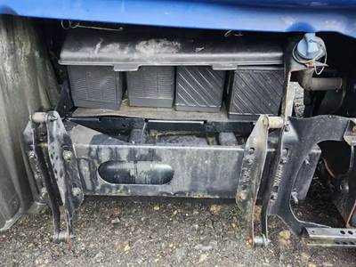 Freightliner Cascadia 126 Battery Box