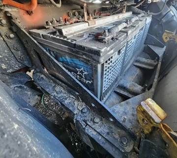 Freightliner Cascadia 126 Battery Box