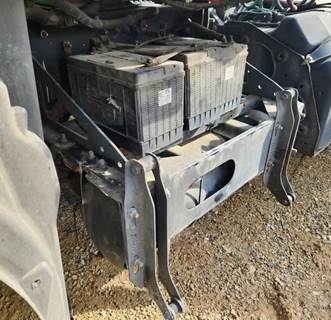 Freightliner Cascadia 126 Battery Box