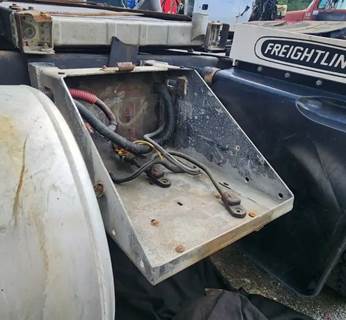 Freightliner Columbia 120 Battery Box