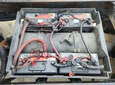 Freightliner Columbia 120 Battery Box