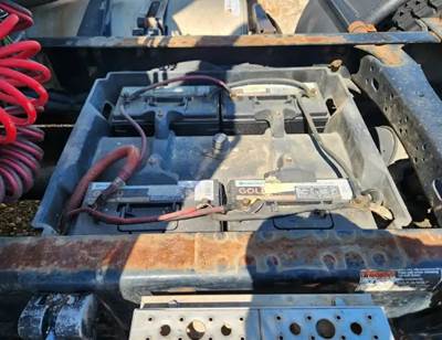 Freightliner Columbia 120 Battery Box