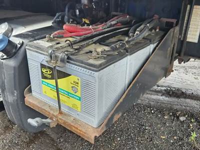 Freightliner M2 106 Battery Box