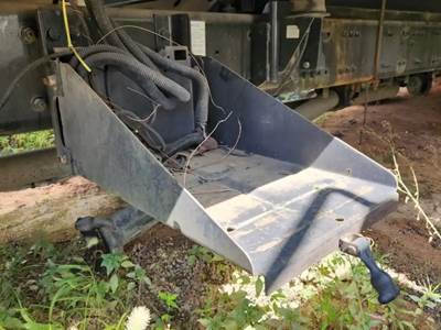 Freightliner M2 112 Battery Box