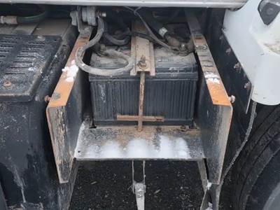 GMC C7500 Battery Box