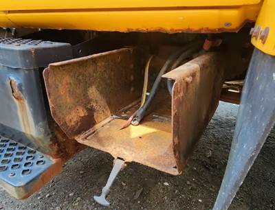 GMC C8500 Battery Box