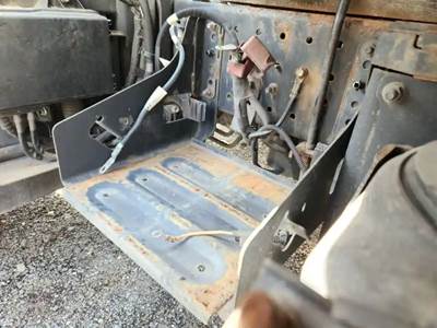 Hino 195 Battery Box