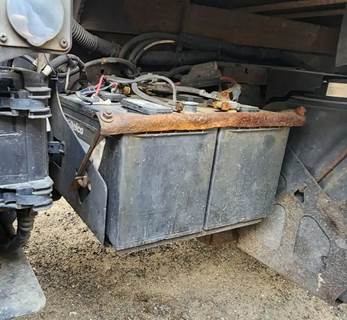 Hino 195 Battery Box