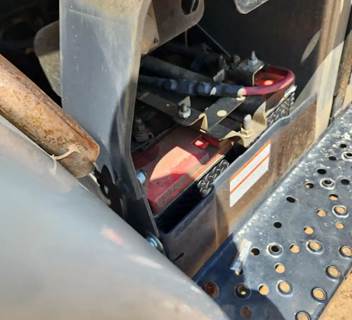 Hino 268 Battery Box