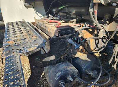 International 4400 Battery Box