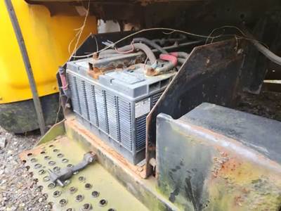 International 4600 Battery Box