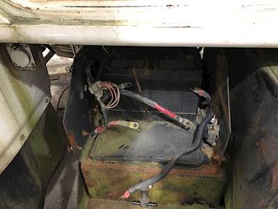 International 4900 Battery Box