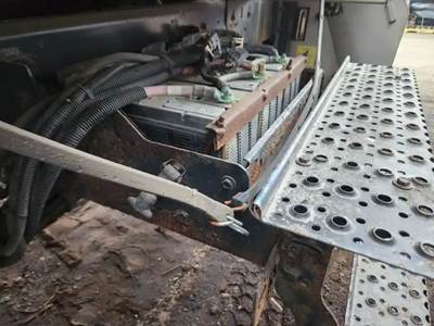 International 7400 Battery Box