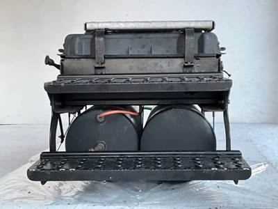 International 8600 Battery Box