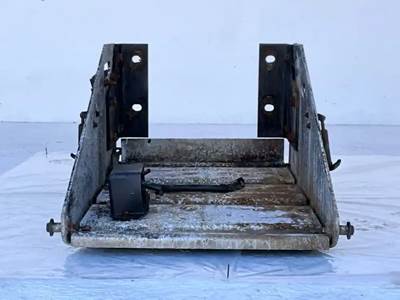 International 9400 Battery Box