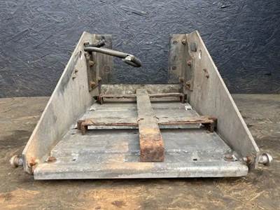 International 9400i Battery Box