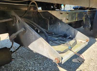 International 9400i Battery Box