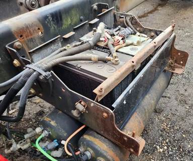 International DuraStar 4300 Battery Box