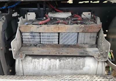 International HX520 Battery Box