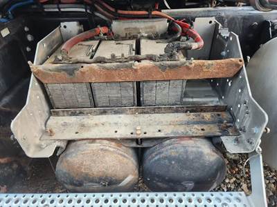 International HX520 Battery Box