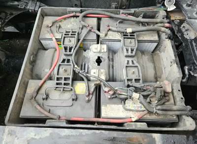 International LT625 Battery Box