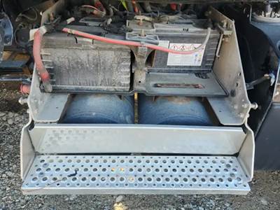 International LT625 Battery Box