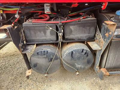 International LT625 Battery Box