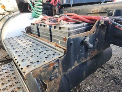 International TranStar 8600 Battery Box