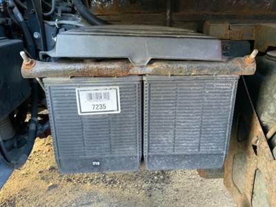 Isuzu NPR HD Battery Box for a 2014 Isuzu NPR-HD