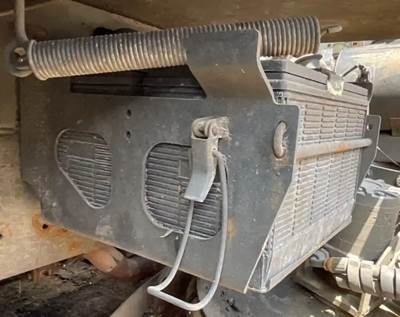 Isuzu NPR HD Battery Box for a 2004 Isuzu NPR-HD