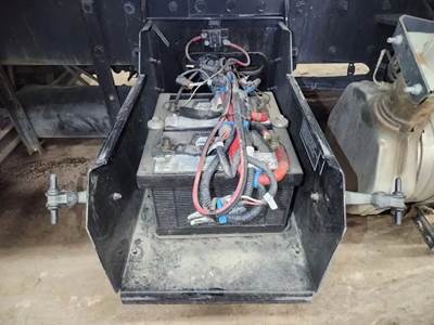 Kenworth T370 Battery Box
