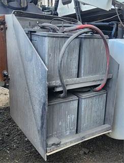 Kenworth T680 Battery Box