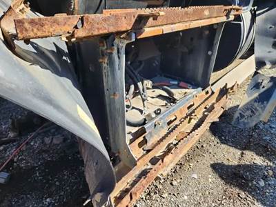 Kenworth T680 Battery Box