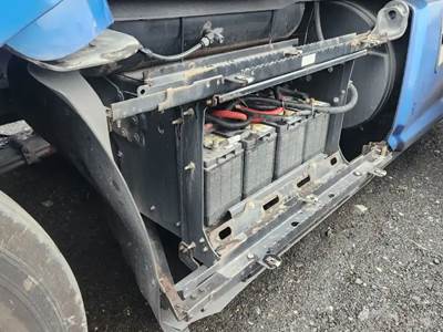 Kenworth T680 Battery Box