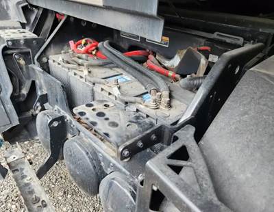 Kenworth T680 Battery Box