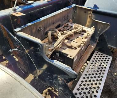 Kenworth T800 Battery Box