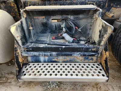 Kenworth T800 Battery Box