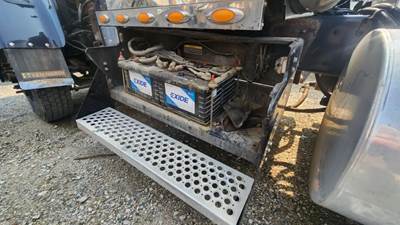 Kenworth W900 Battery Box