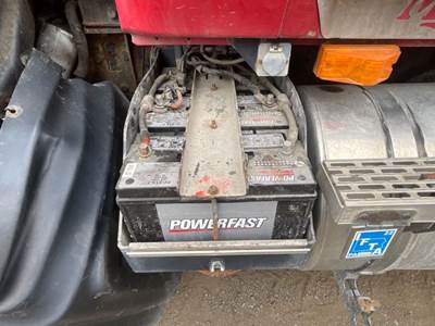 Mack Granite CV713 Battery Box for a 2007 Mack CV713 Granite