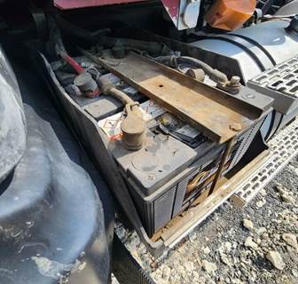 Mack Granite CV713 Battery Box for a 2005 Mack CV713 Granite