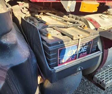 Mack Granite CV713 Battery Box for a 2007 Mack CV713 Granite