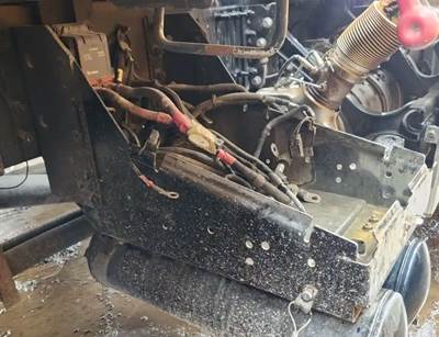 Mack Granite GU533 Battery Box for a 2018 Mack GU533