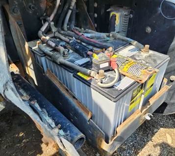 Mack Pinnacle CHU613 Battery Box for a 2017 Mack CHU613