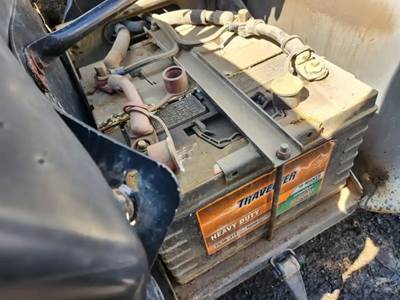 Mack RD688S Battery Box