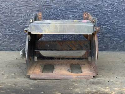 Mitsubishi FEC72S Battery Box